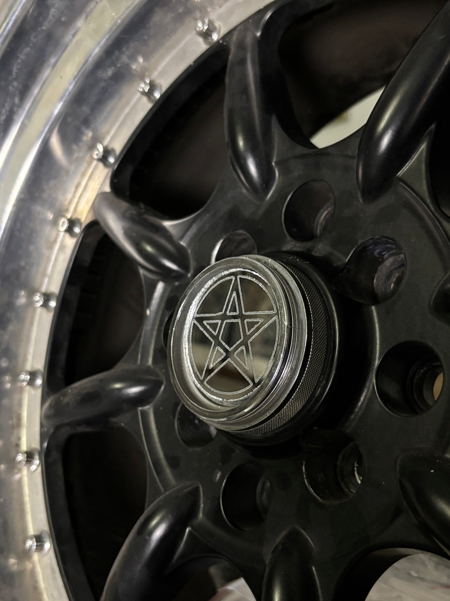 Caps Pentagram