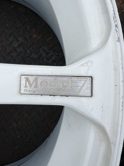 AVS Model 7
